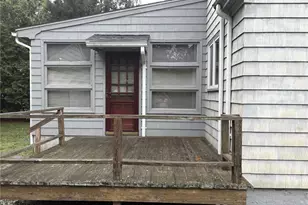 10 Jesse Davis Ln, Barrington, RI 02806 - Photo 17