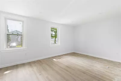 235 Main Street, Cranston, RI 02921 - Photo 9