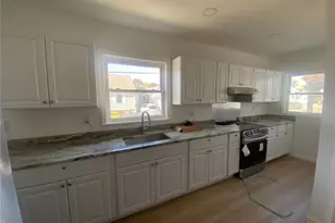 178 Ledge St, Providence, RI 02904 - Photo 13