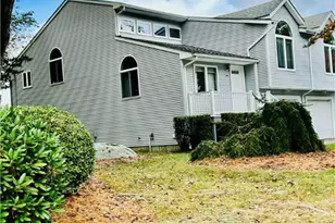 11 College Hill Rd, Warwick, RI 02886 - Photo 3