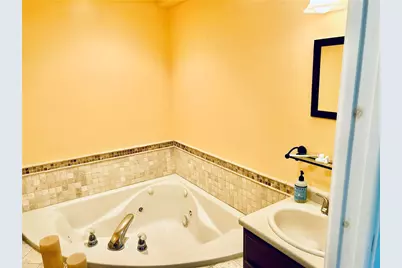 11 College Hill Road #5B, Warwick, RI 02886 - Photo 25