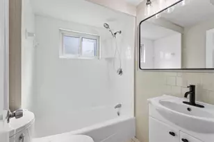 84 Spruce St, Warwick, RI 02886 - Photo 9