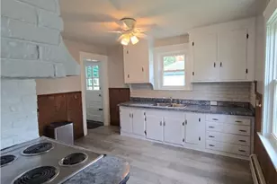 37 George Arden Ave, Warwick, RI 02886 - Photo 7