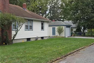 37 George Arden Ave, Warwick, RI 02886 - Photo 3