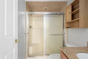 200 Roger Williams Ave, East Providence, RI 02916 - Photo 39