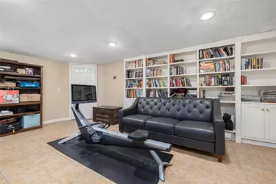 165 Waterman Street #2, Providence, RI 02906 - Photo 29