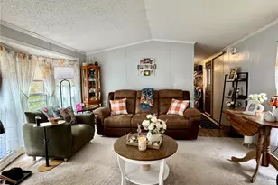 40 Toadstool Knoll Ln, Charlestown, RI 02813 - Photo 5