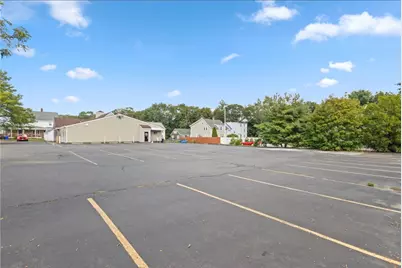 376 Bullocks Point Avenue, East Providence, RI 02915 - Photo 29