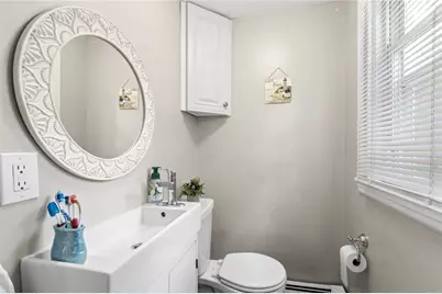 28 Crowell Street, Cumberland, RI 02864 - Photo 9