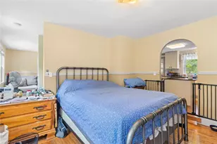 28 Crowell St, Cumberland, RI 02864 - Photo 15
