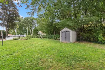 28 Crowell Street, Cumberland, RI 02864 - Photo 23