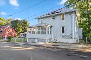 28 Manchester St, Warwick, RI 02888 - Photo 25