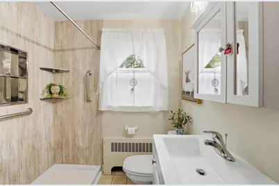 19 Beatrice Avenue, Warwick, RI 02889 - Photo 7