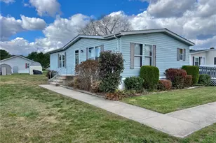 14 Blue Spruce Ln, South Kingstown, RI 02879 - Photo 5