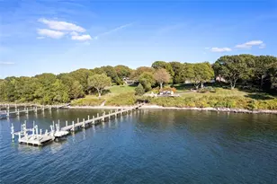 1191 N Main Rd, Jamestown, RI 02835 - Photo 5