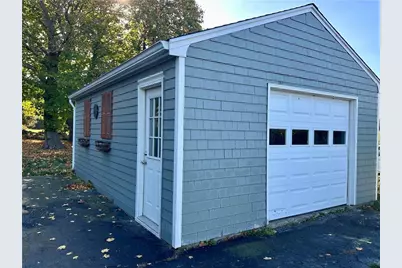 481 Oliphant Lane, Middletown, RI 02842 - Photo 21