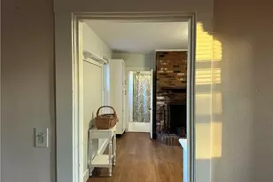 481 Oliphant Ln, Middletown, RI 02842 - Photo 3