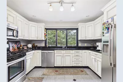 150 Central Avenue, Johnston, RI 02919 - Photo 27