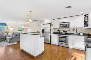 5 Leland Point Dr, Portsmouth, RI 02871 - Photo 7