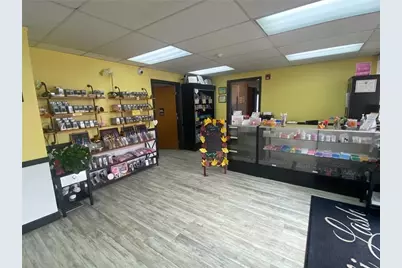 1923 Post Road, Warwick, RI 02886 - Photo 15