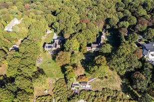 1191 N Main Rd, Jamestown, RI 02835 - Photo 3