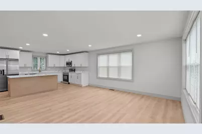 37 Hurdis Street, North Providence, RI 02904 - Photo 3