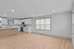 37 Hurdis St, North Providence, RI 02904 - Photo 3