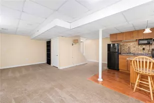 16 Taylor Ln, Warwick, RI 02886 - Photo 33