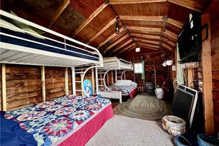 71 Wolcott Ave, Stonington, CT 06378 - Photo 35