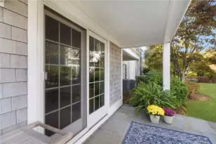 20 Narragansett Ave, Narragansett, RI 02882 - Photo 21