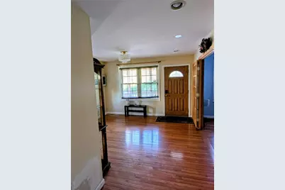 31 Burrows Street, Providence, RI 02907 - Photo 5