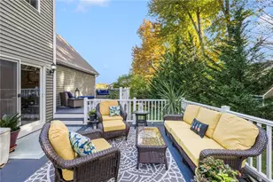 10 Honey Lou Ct, Cranston, RI 02921 - Photo 3