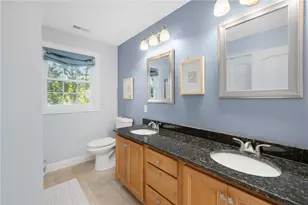 10 Honey Lou Ct, Cranston, RI 02921 - Photo 27