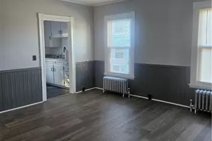 32 Pierce St, Westerly, RI 02891 - Photo 9