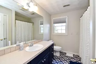 45 Country Ln, Warwick, RI 02886 - Photo 33