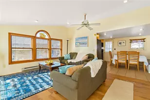 975 Matunuck Beach Rd, South Kingstown, RI 02879 - Photo 15