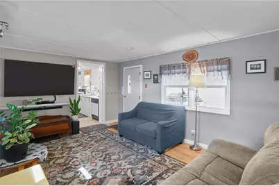 46 Lowell Avenue, Pawtucket, RI 02861 - Photo 7