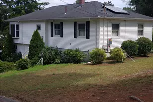 83 Valente Dr, Cranston, RI 02920 - Photo 3