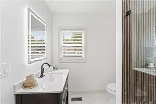 170 Holmes Rd, Warwick, RI 02888 - Photo 27