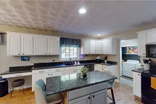 3 Regal Wood Dr, Coventry, RI 02816 - Photo 5