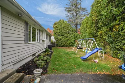 2 Oak Grove Boulevard, North Providence, RI 02911 - Photo 39