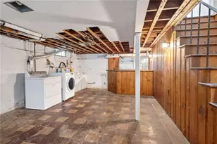 16 Elm Ave, East Providence, RI 02916 - Photo 33