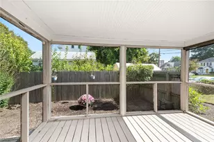 16 Elm Ave, East Providence, RI 02916 - Photo 37