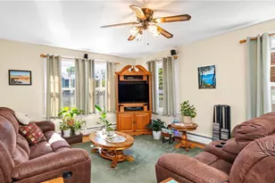 8 Atlantic Ave, Warwick, RI 02888 - Photo 7