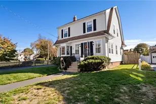 8 Atlantic Ave, Warwick, RI 02888 - Photo 3