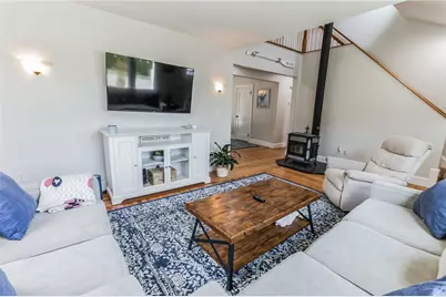 110 Orchard Avenue, Middletown, RI 02842 - Photo 11