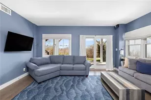 14 East Pointe Ct, South Kingstown, RI 02879 - Photo 11