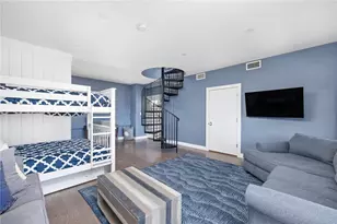 14 East Pointe Ct, South Kingstown, RI 02879 - Photo 9