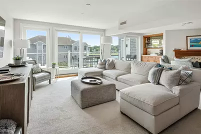 31 Coddington #24, Newport, RI 02840 - Photo 7