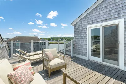 31 Coddington #24, Newport, RI 02840 - Photo 7